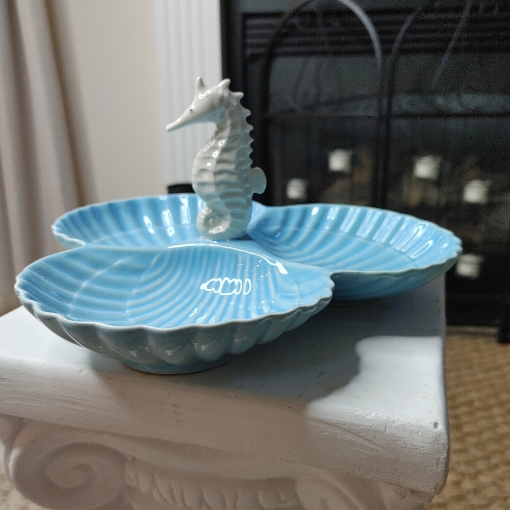 3 SECTION SERVING DISH, BLUE SEAHORSE
